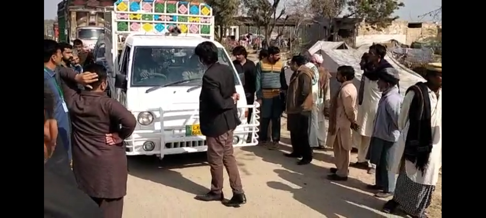 حاصل پور منگل منڈی کیٹل مارکیٹ انتظامیہ کی لوٹ مار