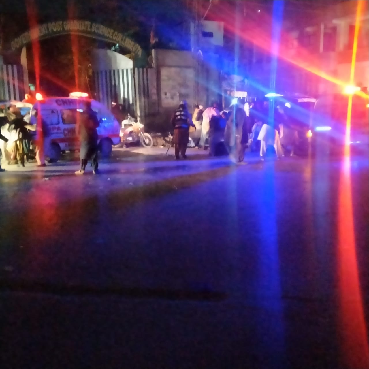 کوئٹہ:سلیم کمپلیس کے قریب دھماکہ،متعدد افراد زخمی